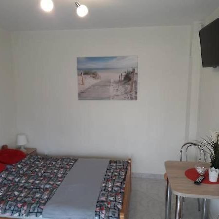 Dom Joanna Bed & Breakfast Dziwnow Bagian luar foto