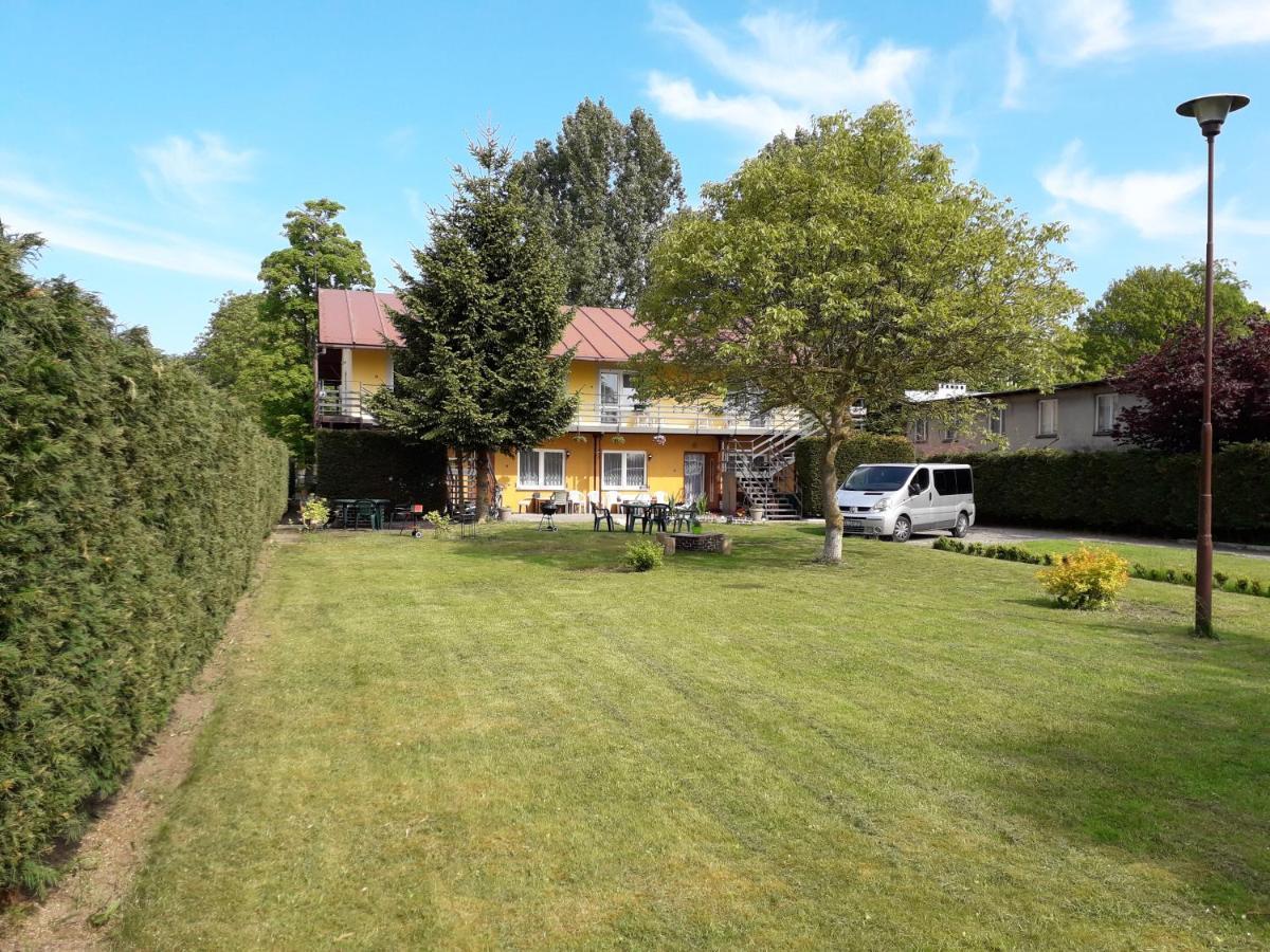 Dom Joanna Bed & Breakfast Dziwnow Bagian luar foto