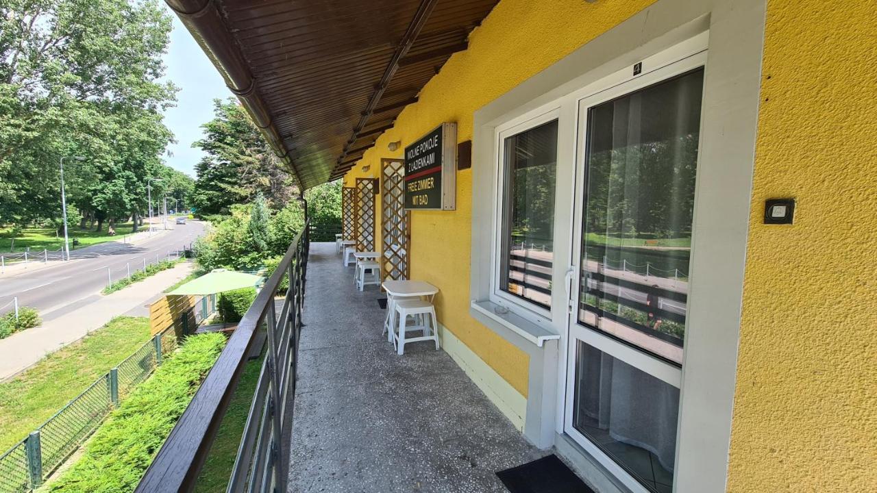 Dom Joanna Bed & Breakfast Dziwnow Bagian luar foto